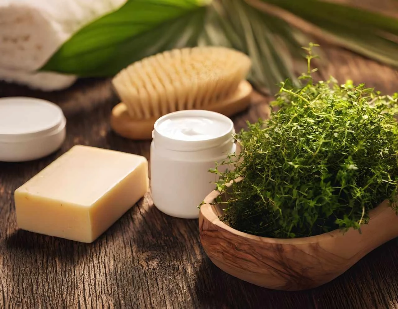 ¿Qué es la aromaterapia y cómo se relaciona con la fitoterapia y la naturopatía?